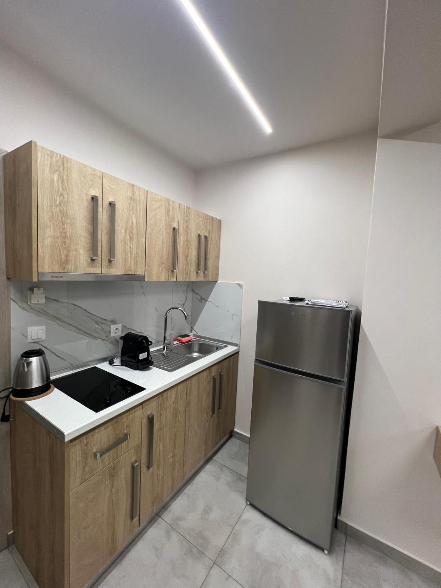 فندق F&M House Semi Basement سارتي المظهر الخارجي الصورة